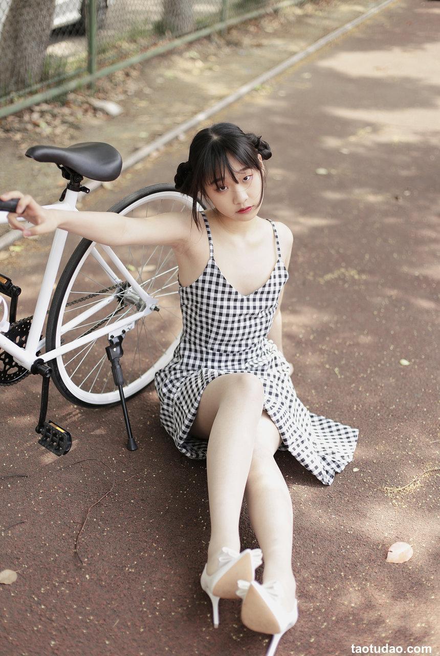 奈丝写真 NO.107 经典怀旧风-蛋白粉 [48P+554M]