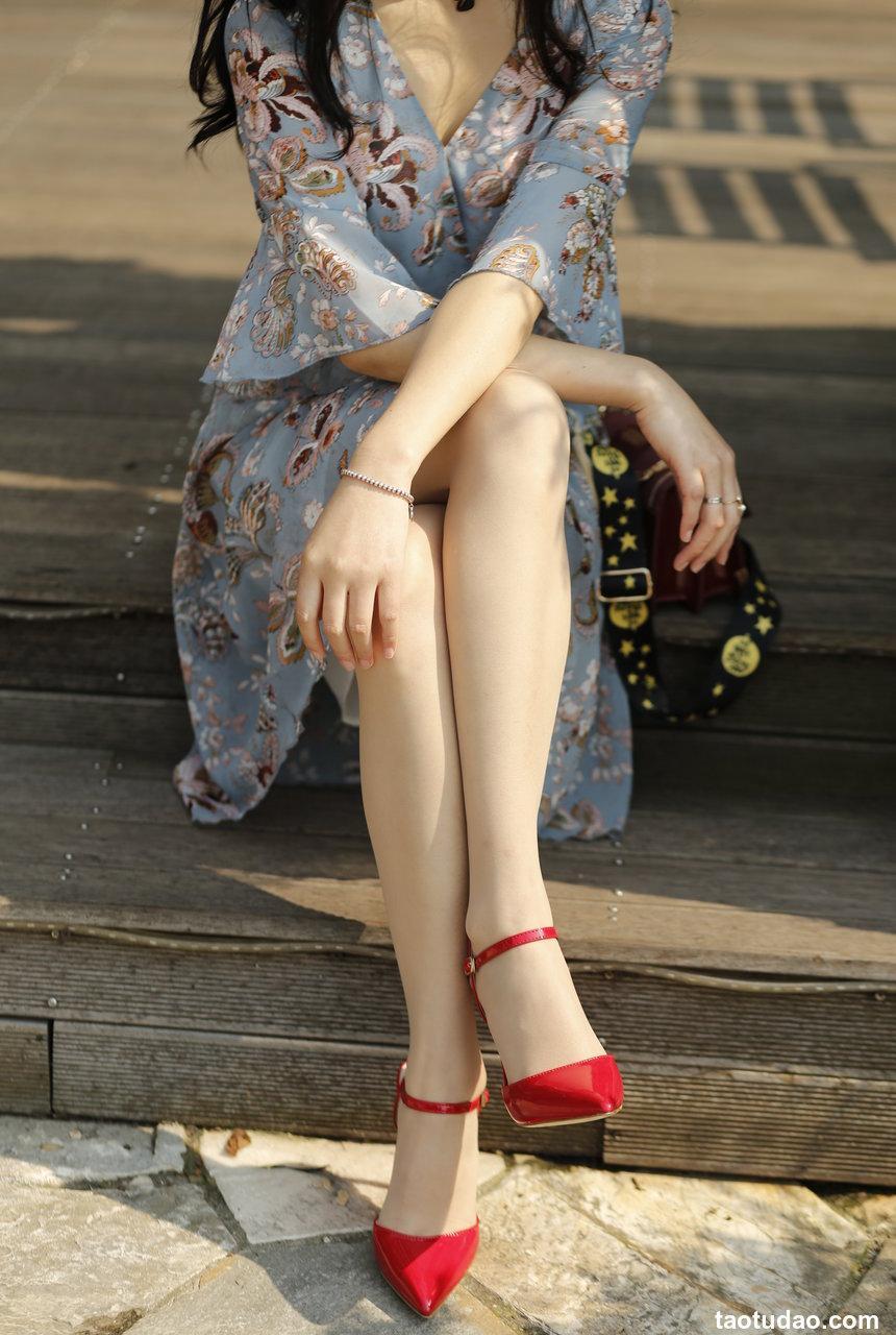 奈丝写真 NO.070 一字扣尖头红色单鞋–小敏 [35P+120M]