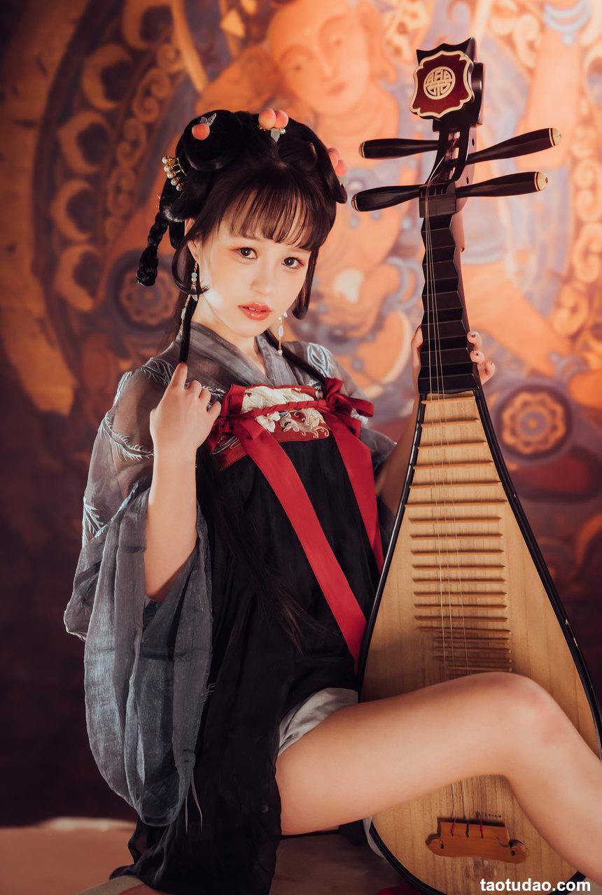 晕崽Zz — 小琵琶精 [100P+1V-1G]