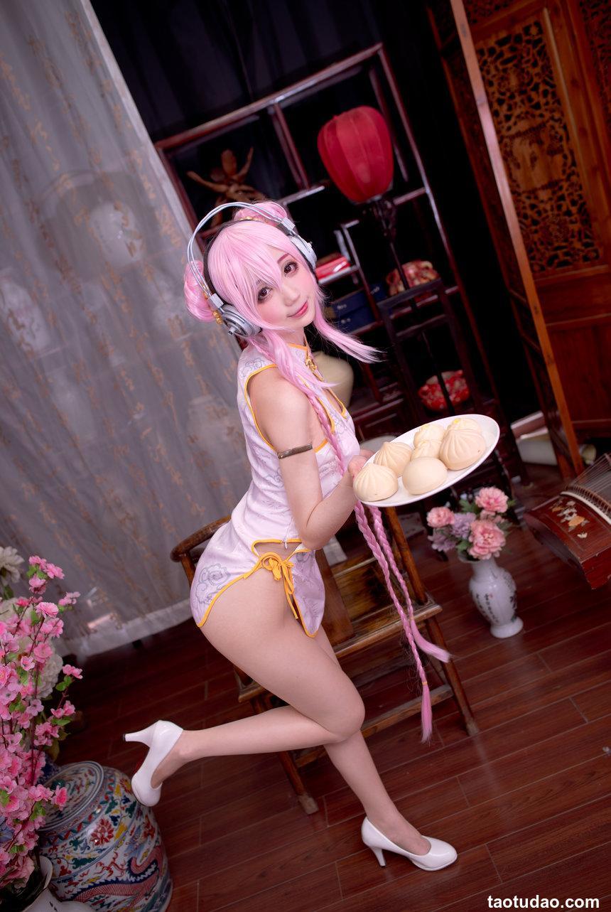 周叽是可爱兔兔 NO.022 - 旗袍索尼子[14P／176MB]