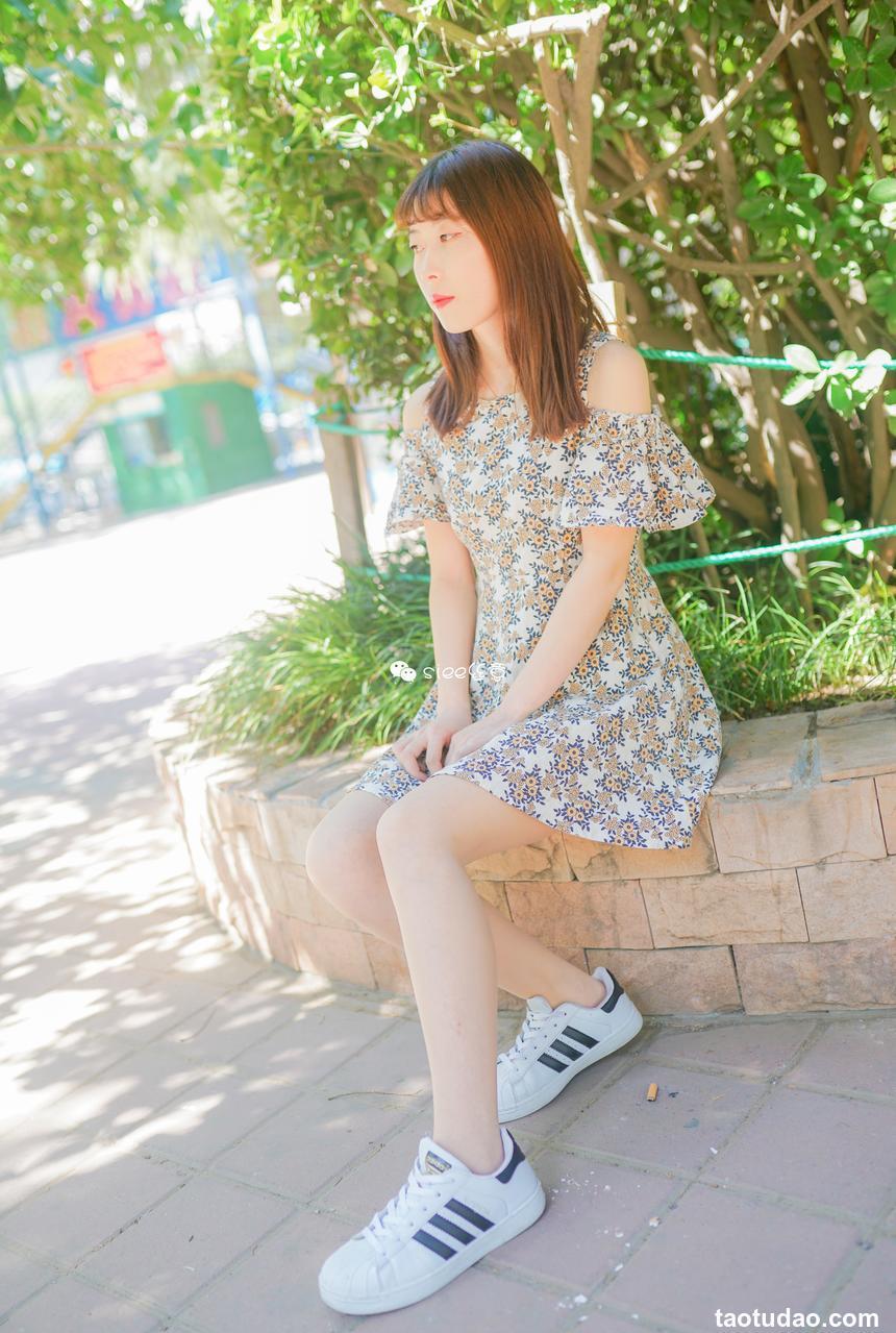 [SIEE丝意] No.039 玲玲 新师妹，仲夏之思 [43P]