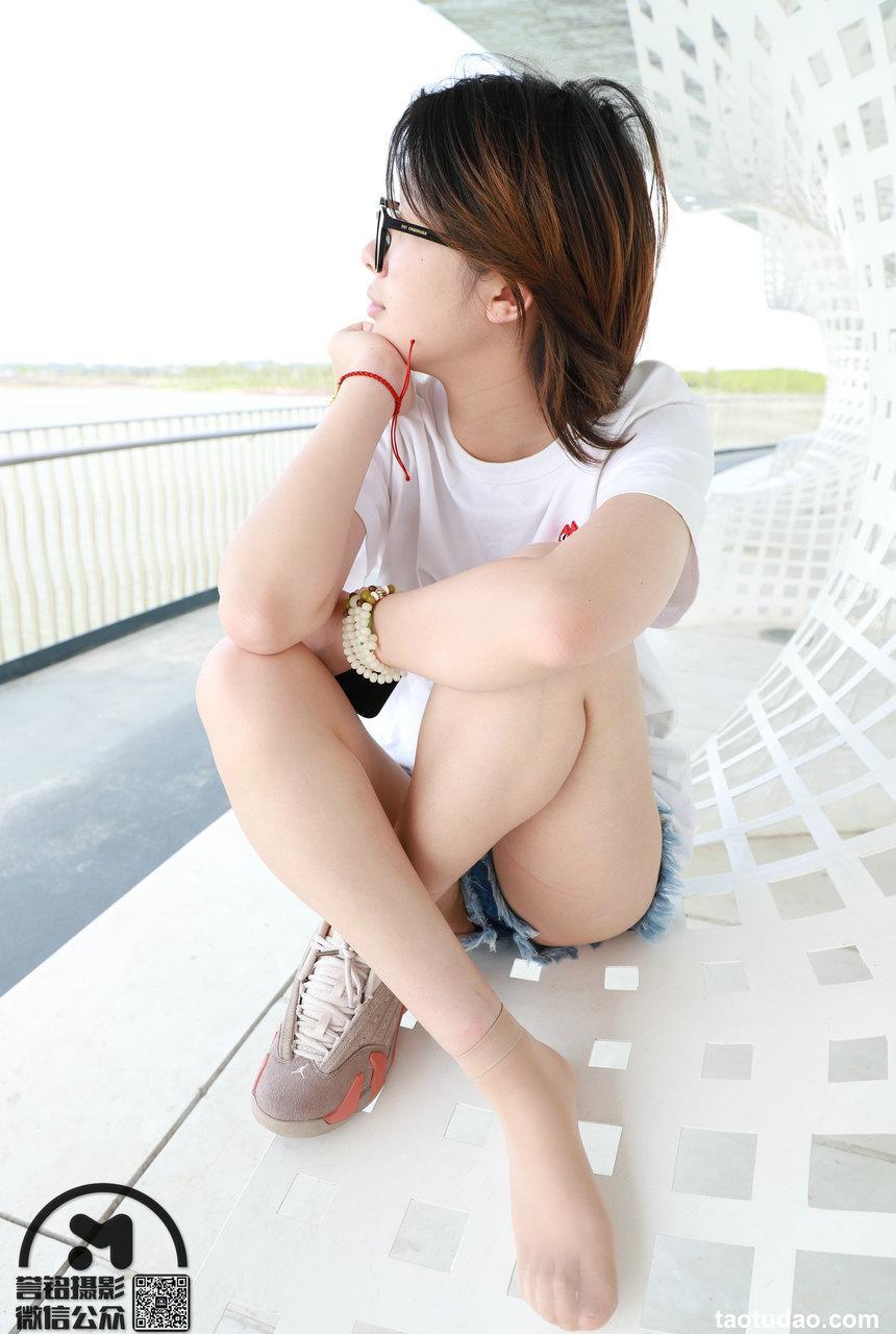 [誉铭传媒]袜足摄影 2021年 NO.020[92P+1V／990MB]