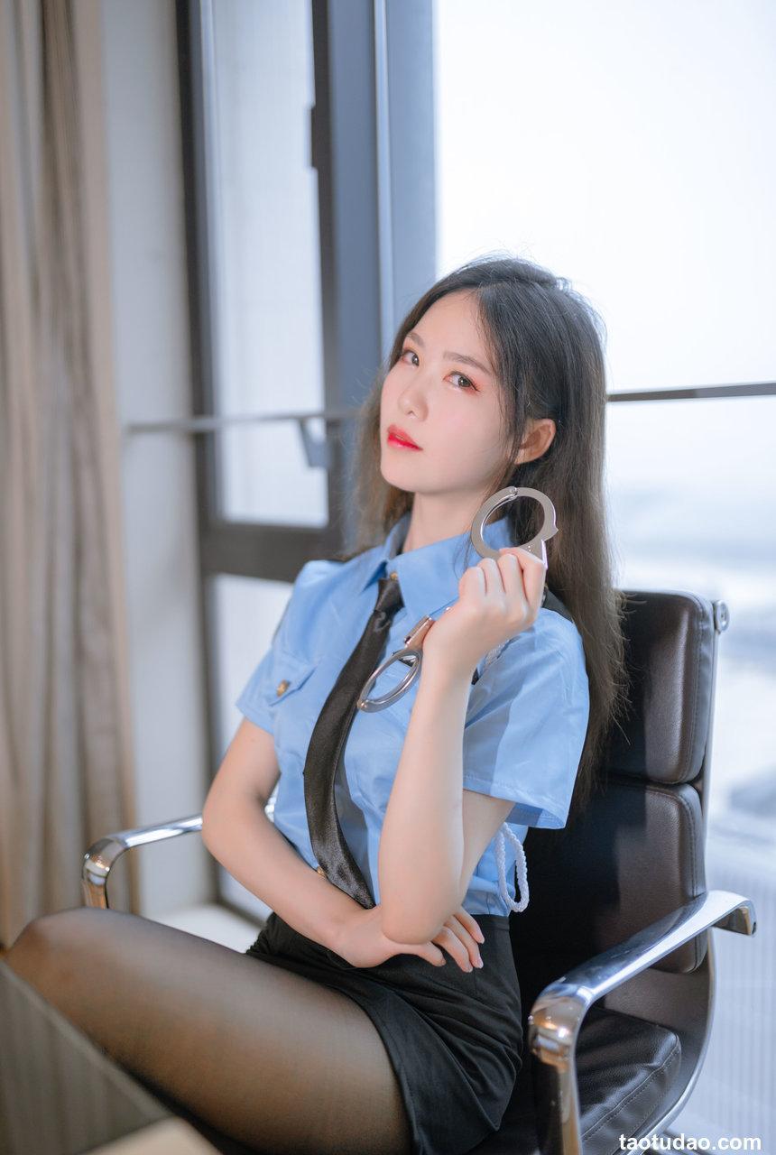 抖娘-利世图集 - 女警 [20P-55MB]