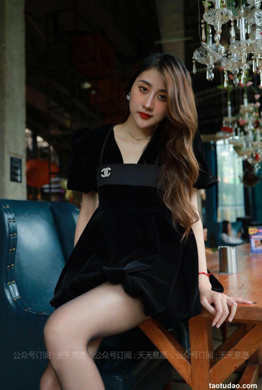 [IESS异思趣向] 2021.07.06 丝享家853：夏夏《长腿黑天鹅》[88P／179MB]