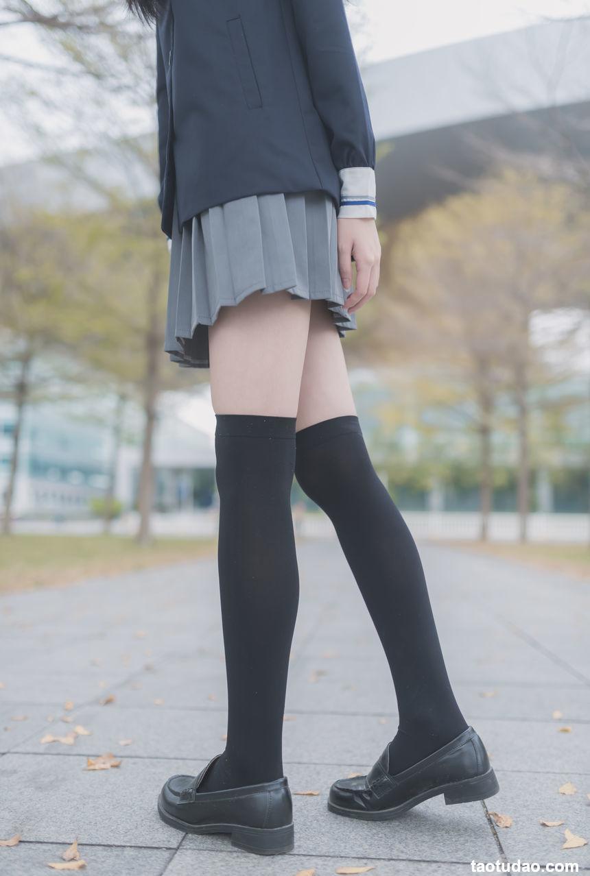 风之领域写真 NO.021 学妹户外黑丝1 [50P/151M]