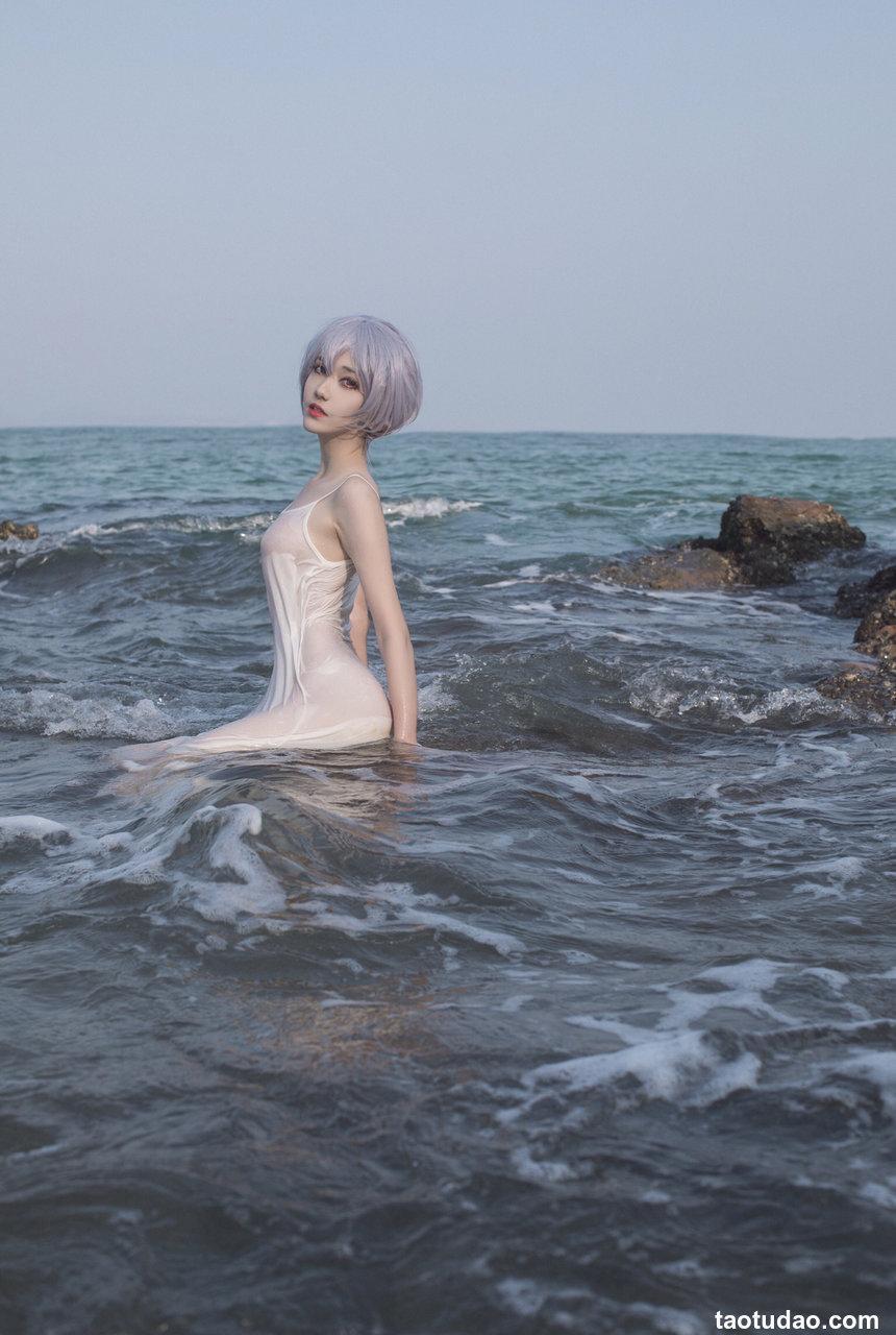 南桃Momoko NO.37 绫波丽白裙 [25P-155MB]