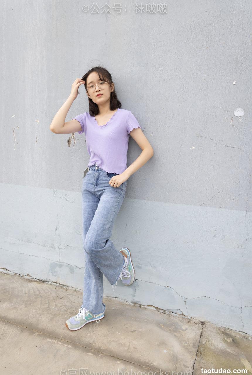 [BoBoSocks袜啵啵]NO.020 熊熊-NB运动鞋、蓝色短棉袜（踩脏）、裸足[150P+1V／4.88GB]