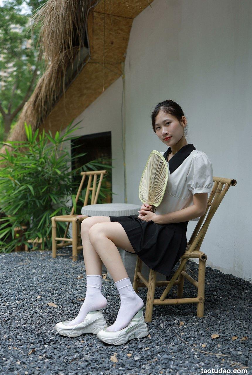 [IESS异思趣向] 2022.08.11 丝享家1174：幂幂《新人报道》[87P／120MB]