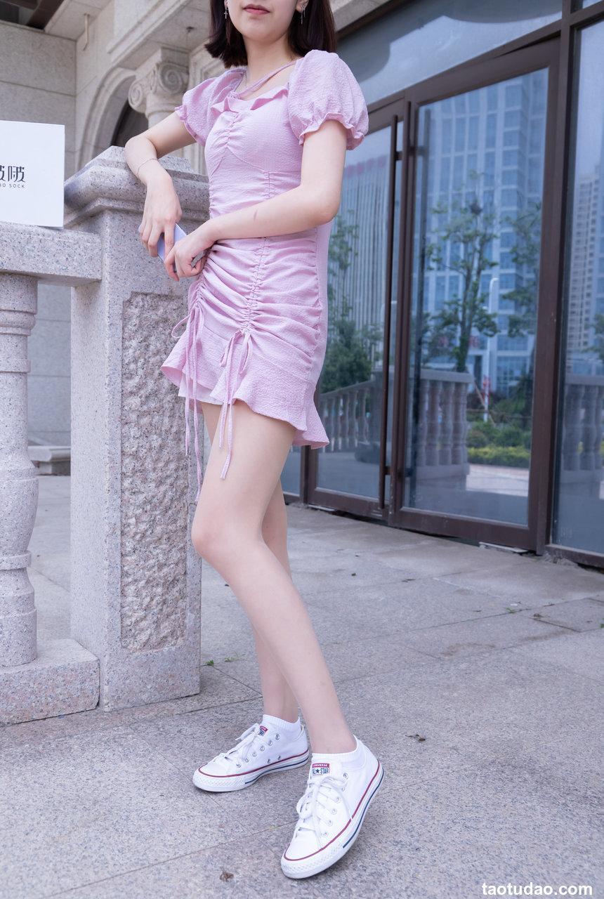 [BoBoSocks袜啵啵]NO.001 小甜豆-帆布鞋、白棉袜、肉丝[138P+1V／6.22GB]