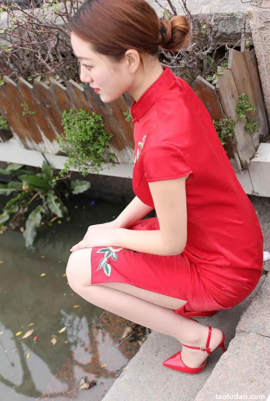 奈丝写真 NO.032 有位佳人，在水一方-毛毛 [41P+187M]