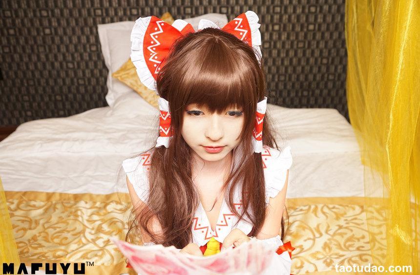 神楽板真冬 — COS Reimu猫娘系列套图[104P／1.77GB]