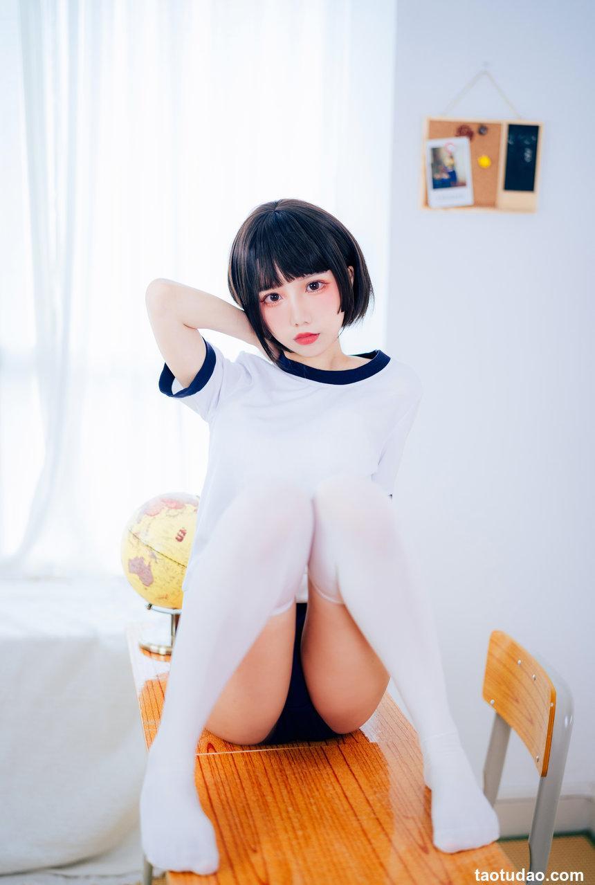 果咩酱w NO.014 - 体操服[19P／271MB]