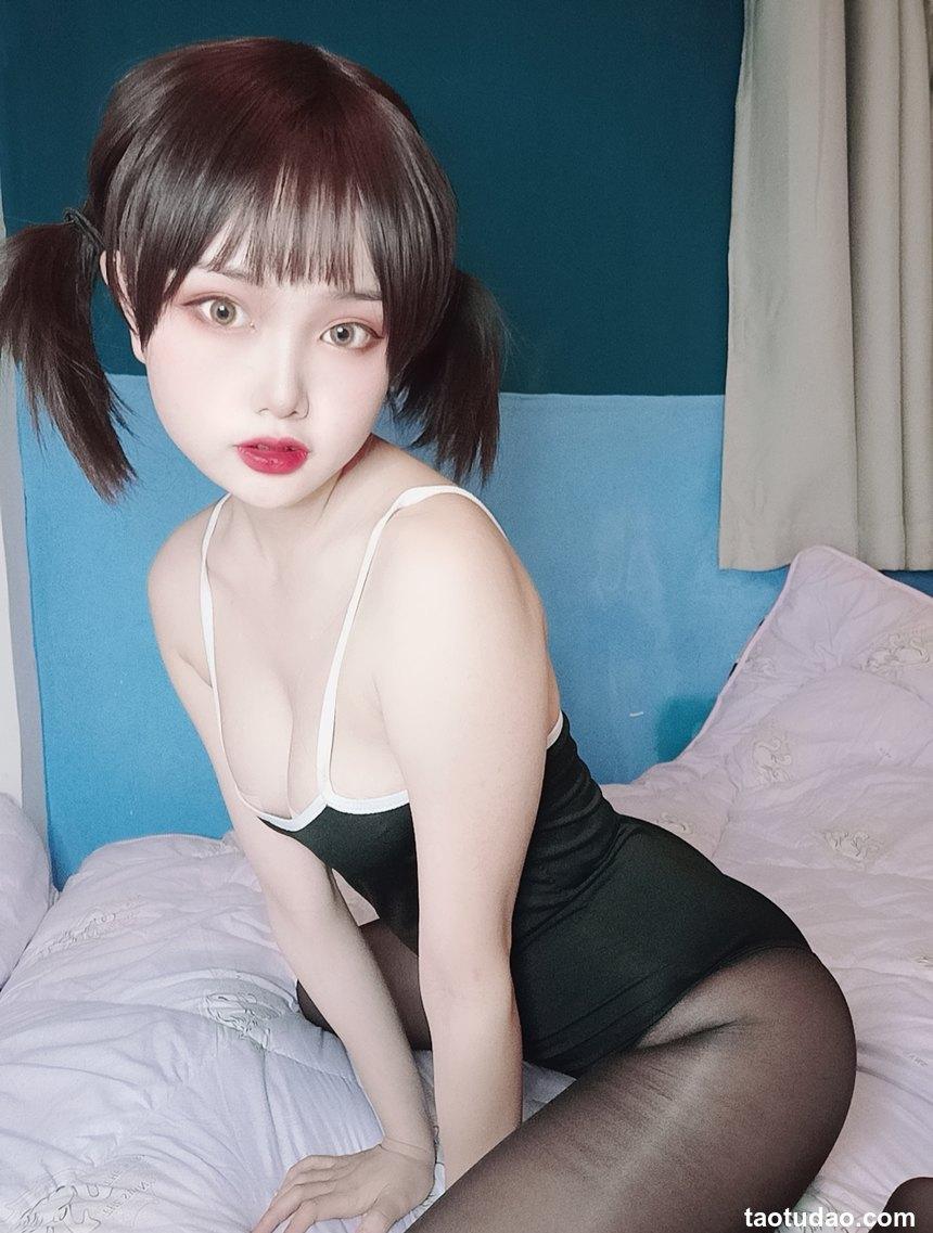 您的蛋蛋 NO.020— 黑丝[23P+4V／74.6MB]