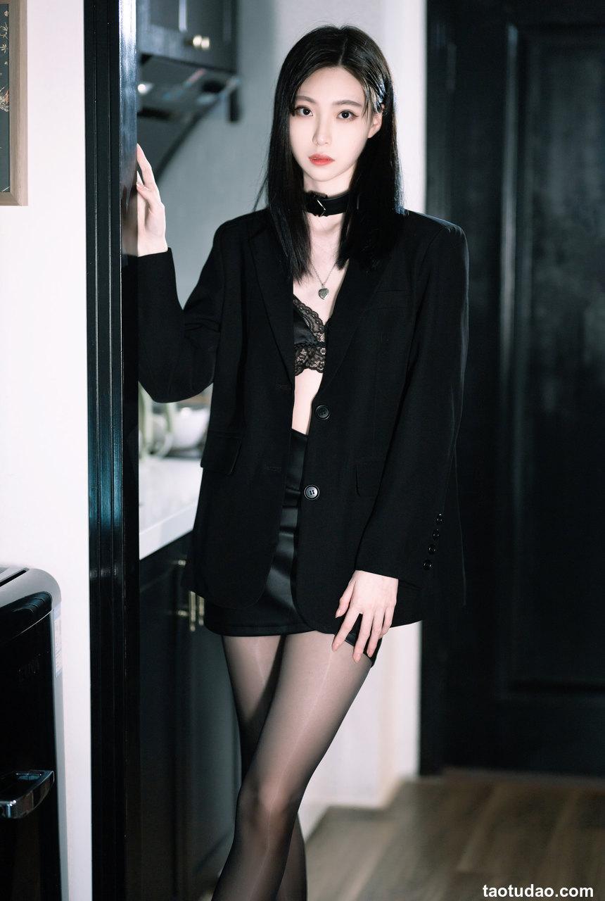 许岚LAN - NO.17 黑丝西装 [40P-778MB]
