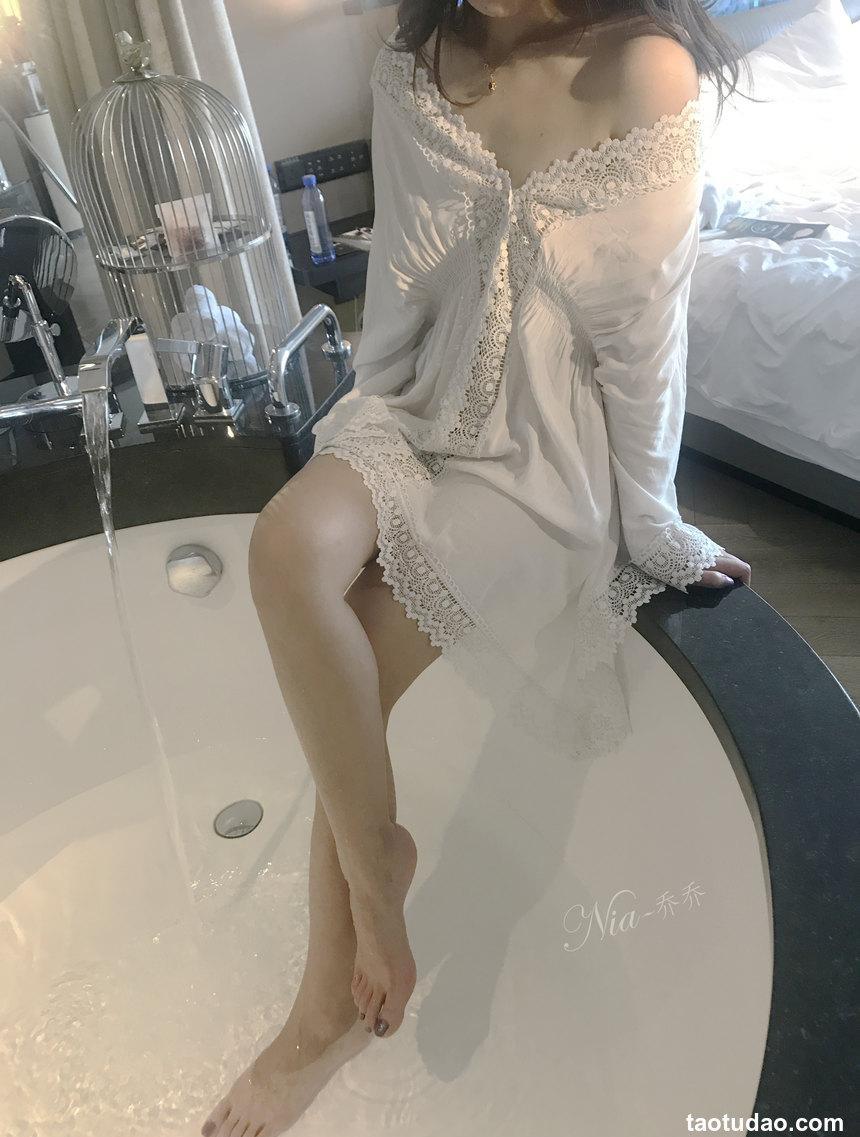 安乔乔 NO.024 美人出浴 [120P+295M]