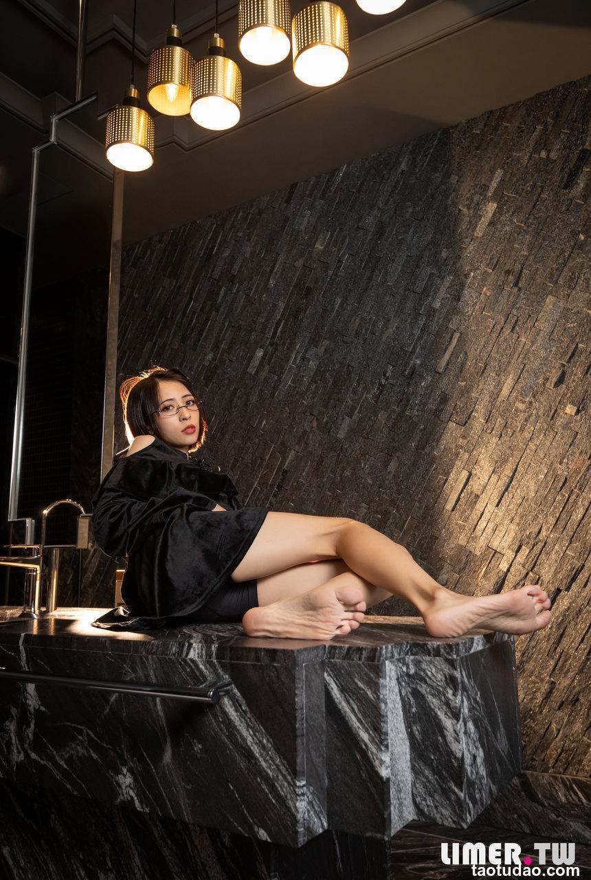 Limerence原创 NO.003 xxkuroko子子[129P+1V／3.75GB]