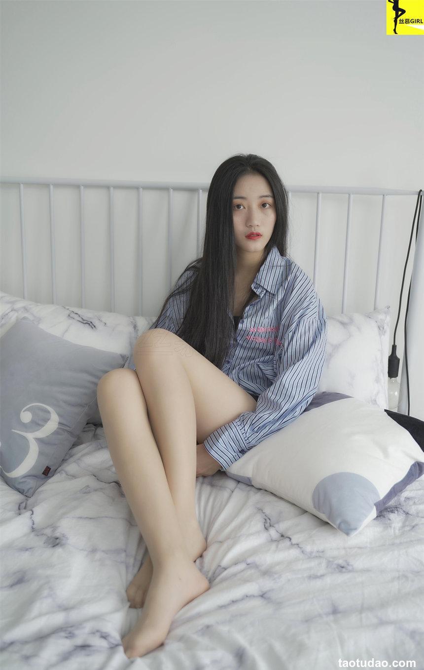 丝慕写真 双双 丝密《她来了》 [66P]