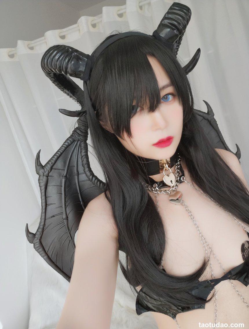 Coser小姐姐白银 - 黑龙少女 [51P-126MB]