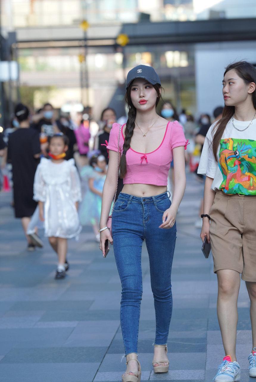 都市丽人漂亮牛仔裤小姐姐【121P-1.42G】