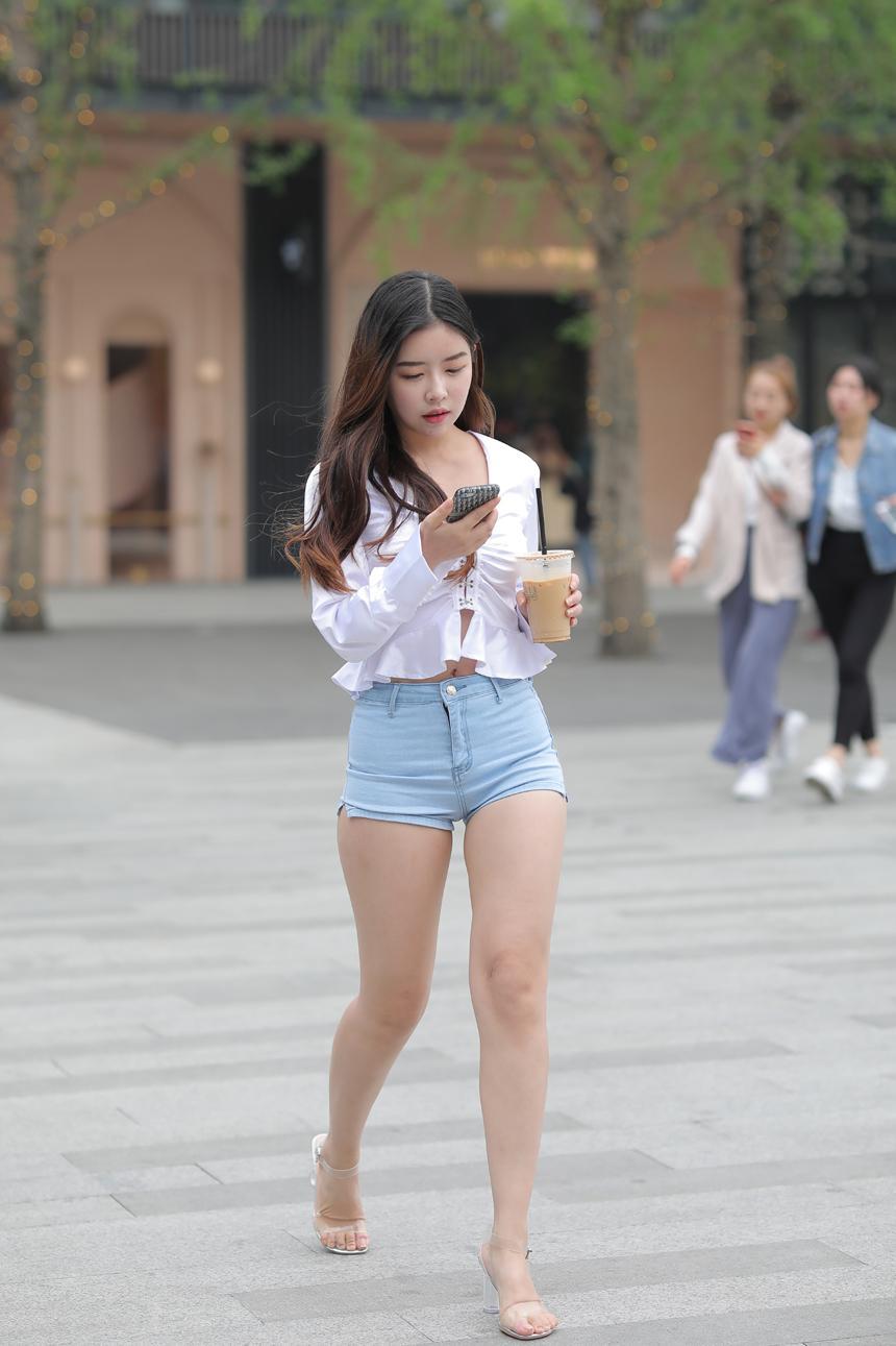 都市丽人成都小姐姐丰满翘臀[440P+V/11G]