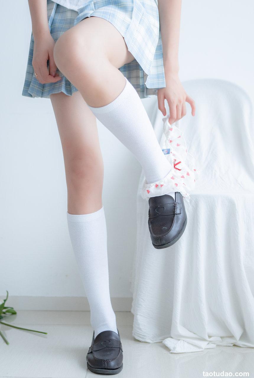 西瓜少女 NO.006 – 民宿私房淡蓝JK [46P-453MB]