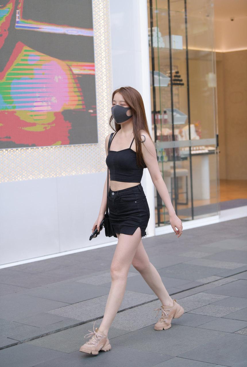 都市丽人牛仔裙女孩【64P-1.17G】