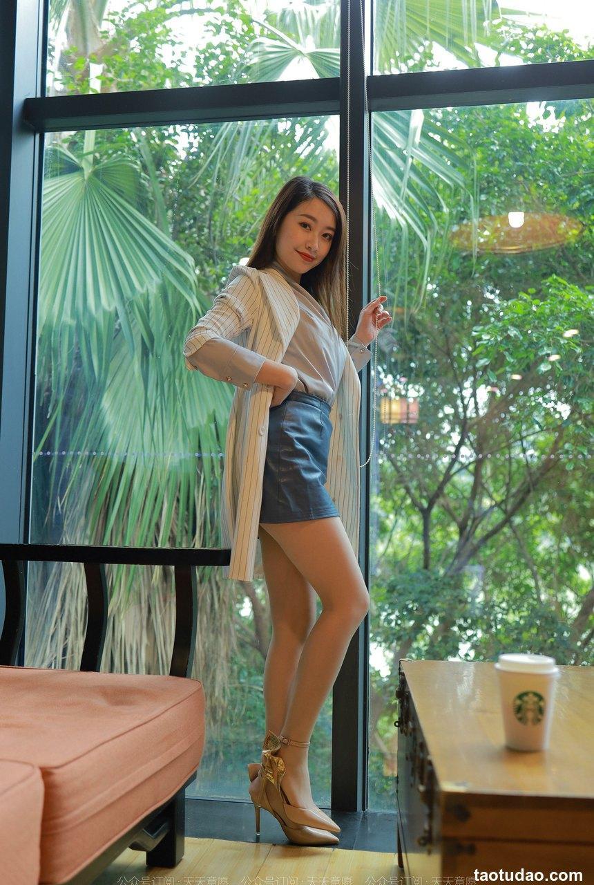 [IESS异思趣向] 2022.05.05 丝享家1079：小婕《4月佳人》[90P／143MB]