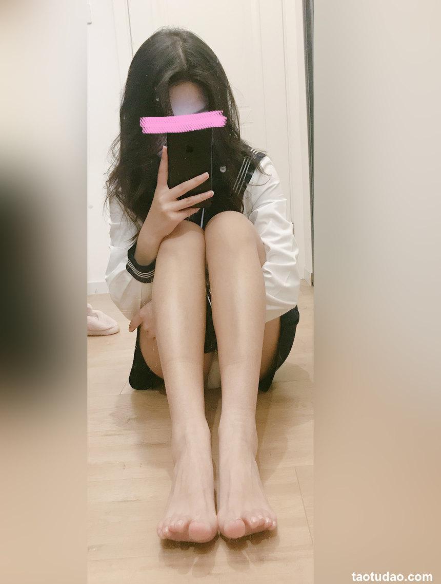 安乔乔 NO.006 学姐来了 [124P+223M]