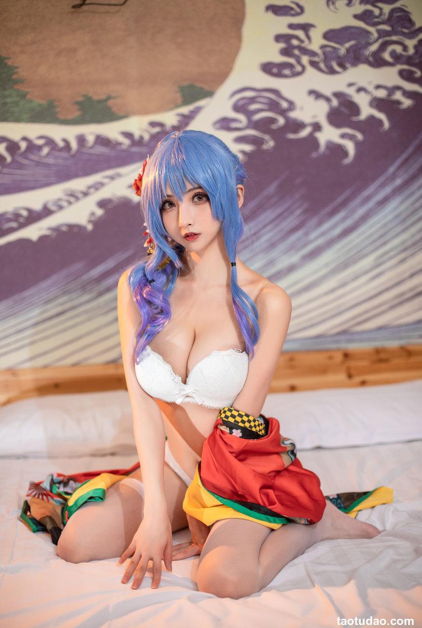 rioko凉凉子 - 圣路易斯雪下之饮[20P+2V／333MB]