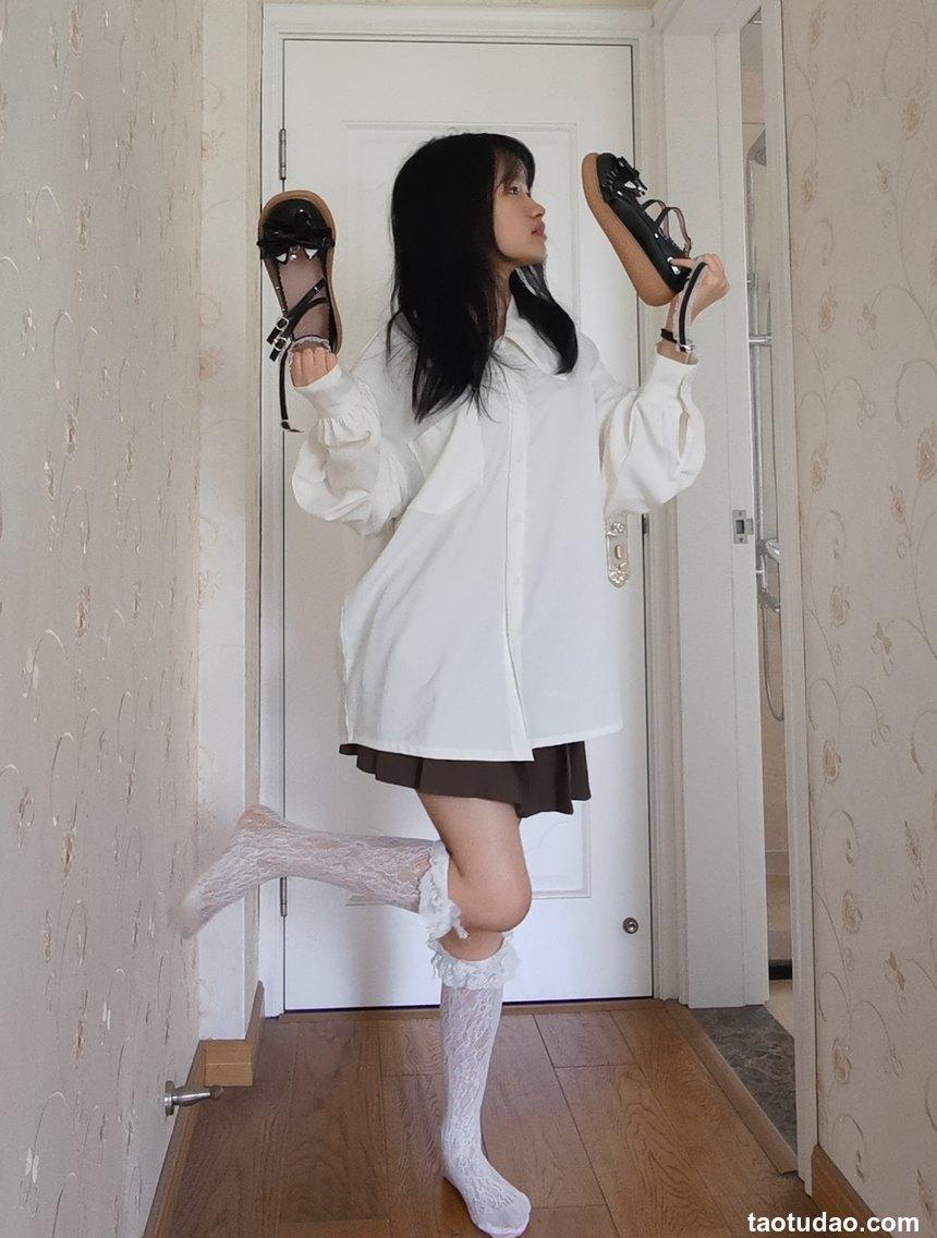 誉铭摄影《2022.7月份整合福利2》[124P+3V-817MB]