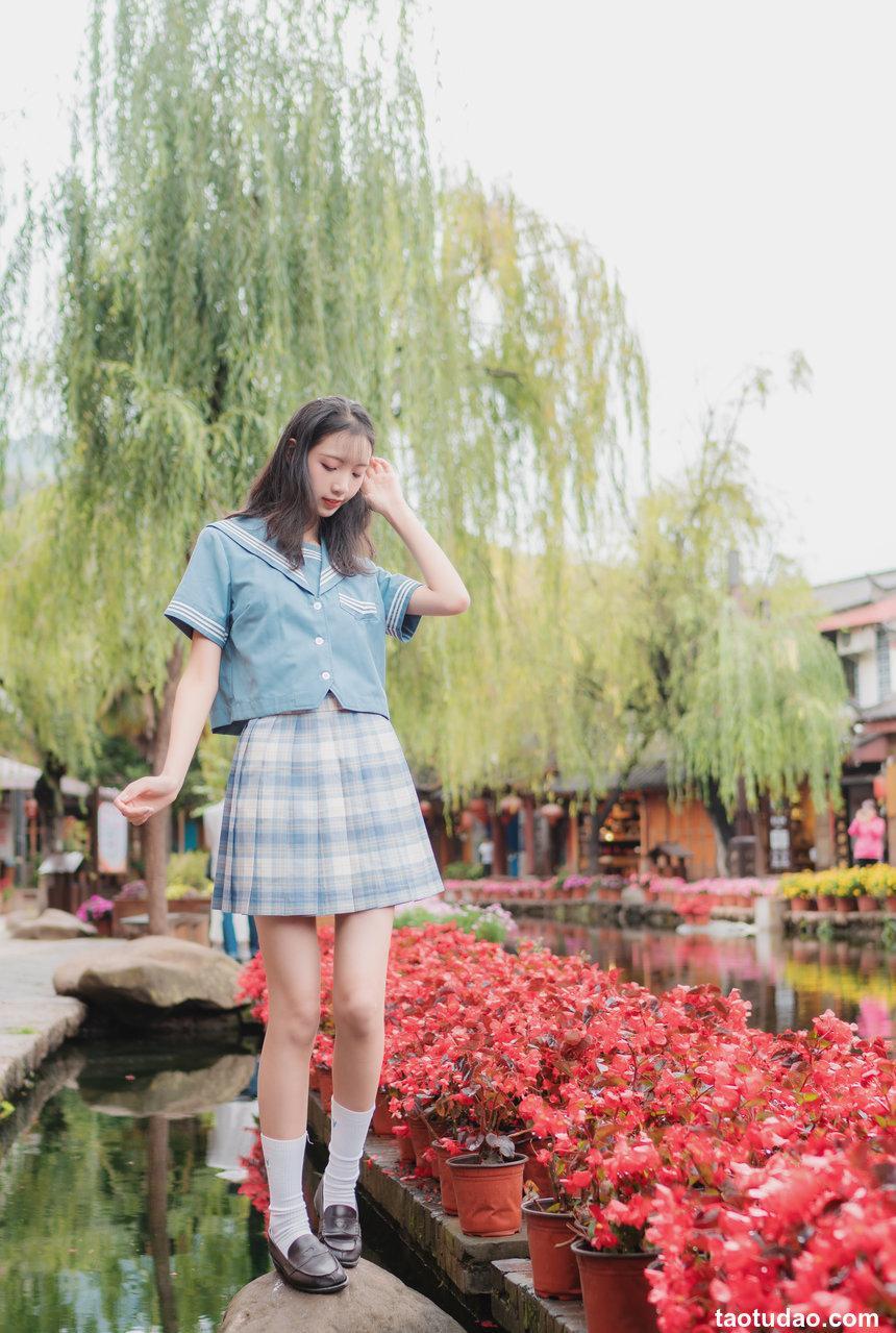 西瓜少女 NO.009   丽江写真JK [44P-325MB]