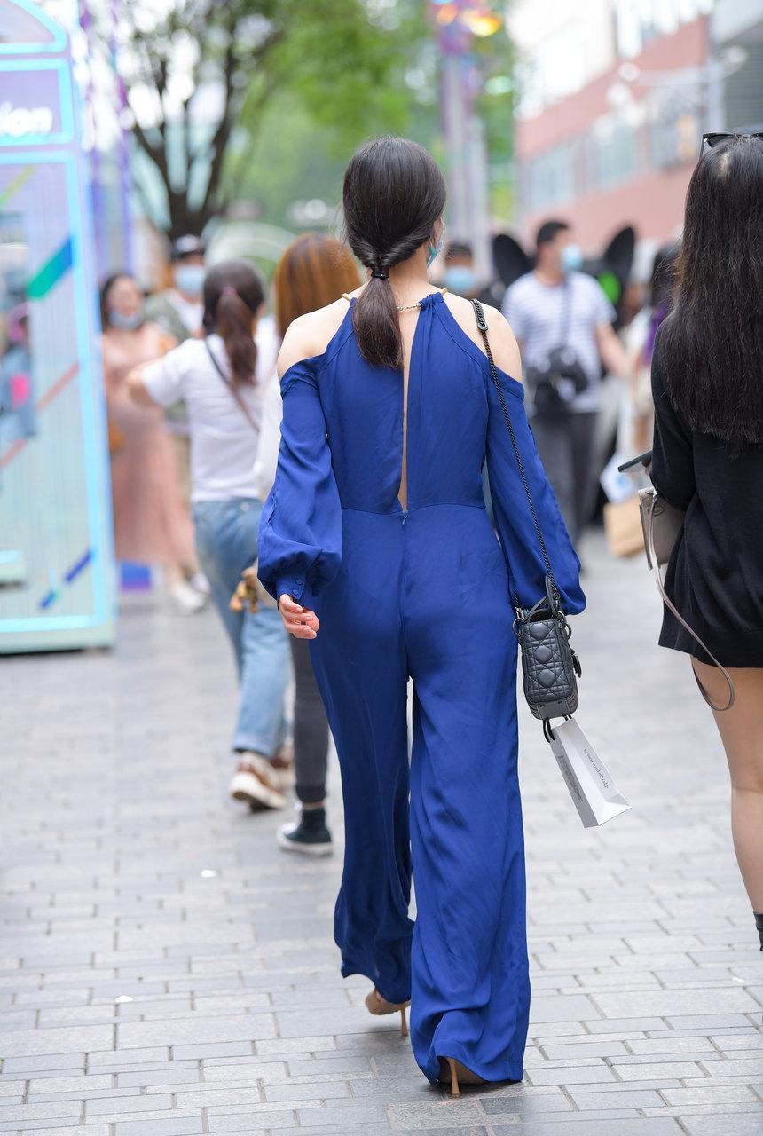 都市丽人蓝色连体衣美女 [49P-1.45G]