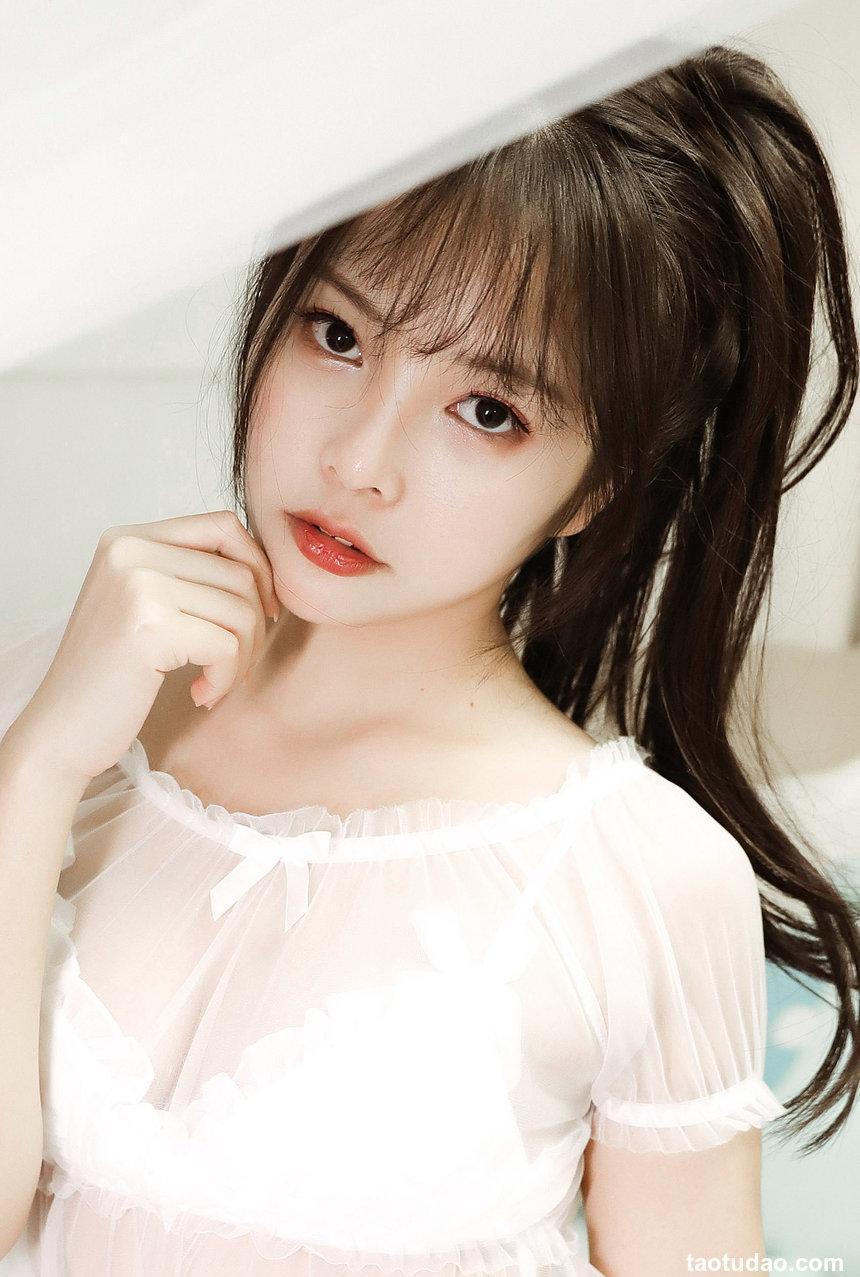 苏嫣嫣阿姨 - 白色猫耳头饰 [10P-15MB]