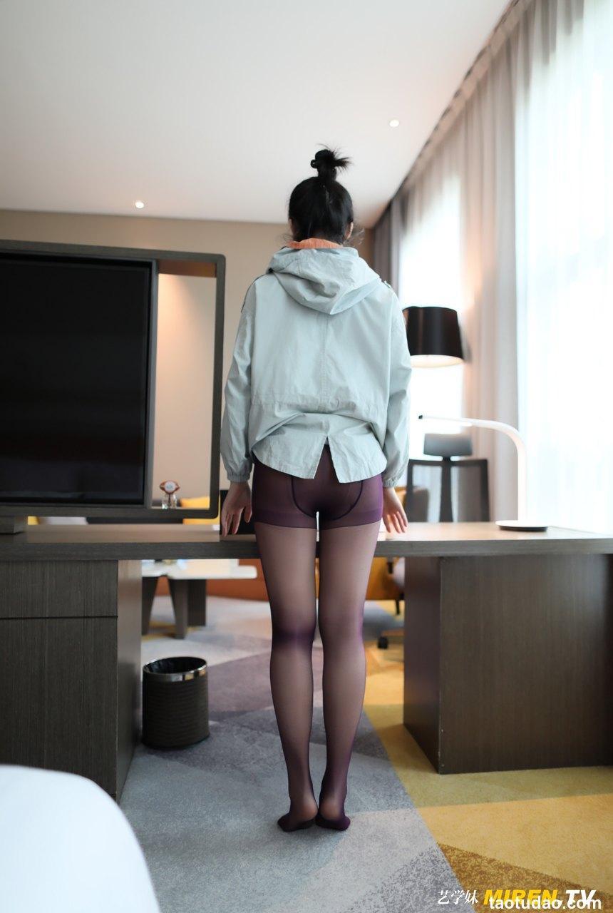 [ROSI艺学妹]2020.11.26 NO.198[90+1P／72MB]