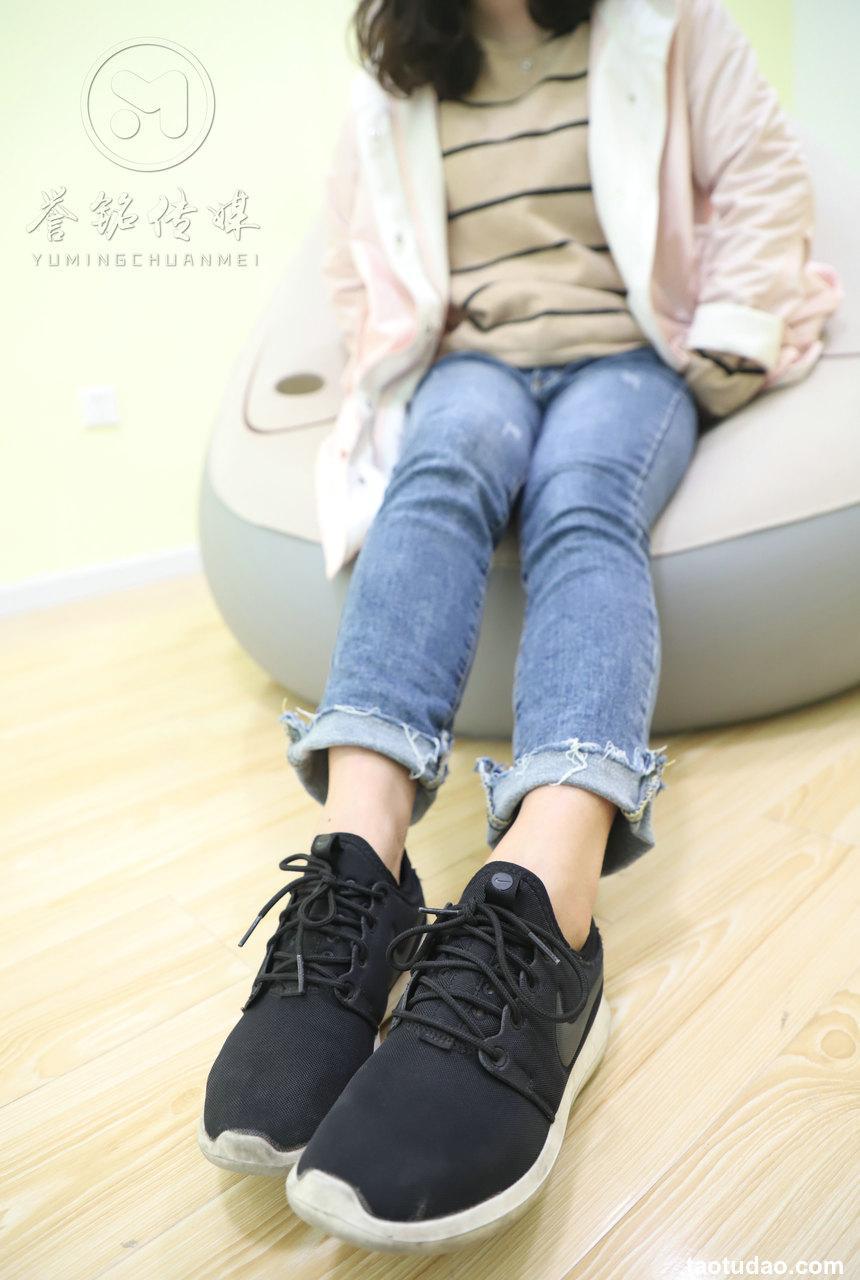 [誉铭传媒]袜足摄影 2019年 NO.023 人美足靓[130P+1V／1.00GB]