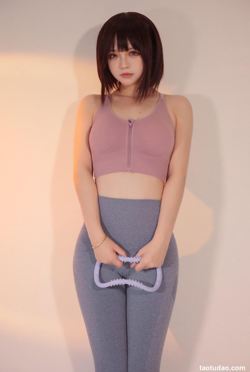 疯猫ss — 白色情人节福袋 运动衣 [40P-705M]