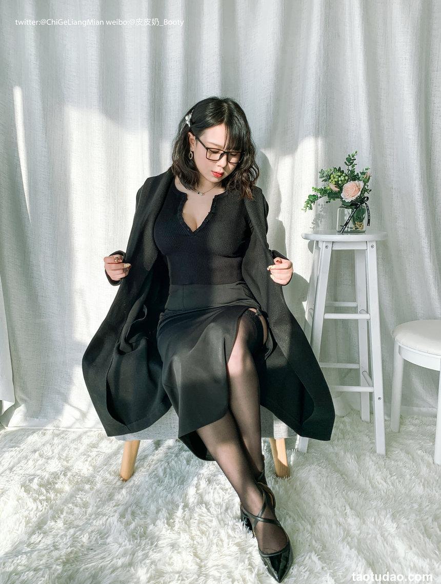 皮皮奶可可爱了啦 NO.010 - 黑色OL[120P／679MB]