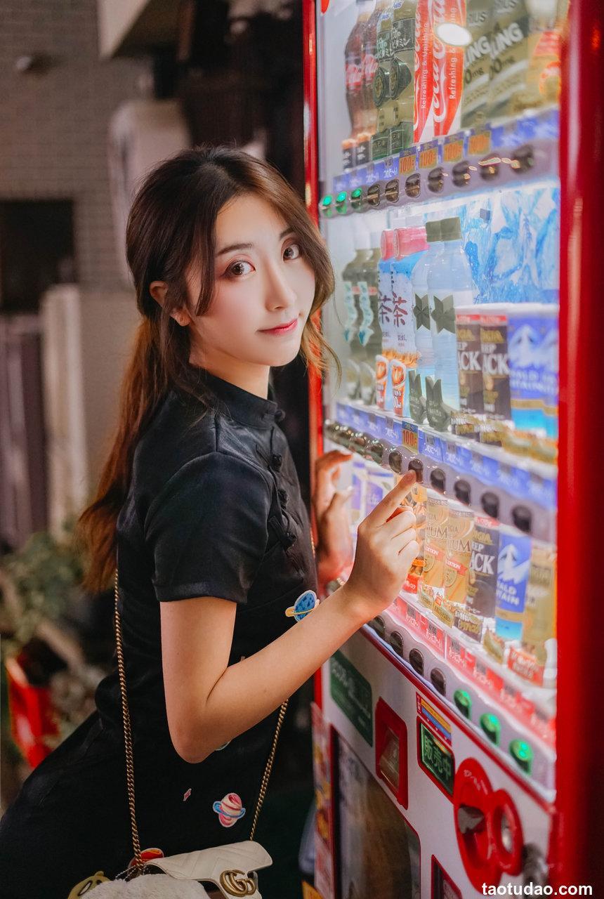 黑川 NO.041 旗袍 [11P-65MB]