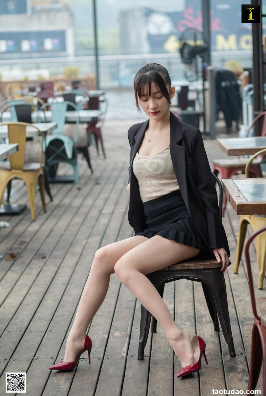 [IESS异思趣向]2019.12.14 丝享家645：秋领班的午休时间