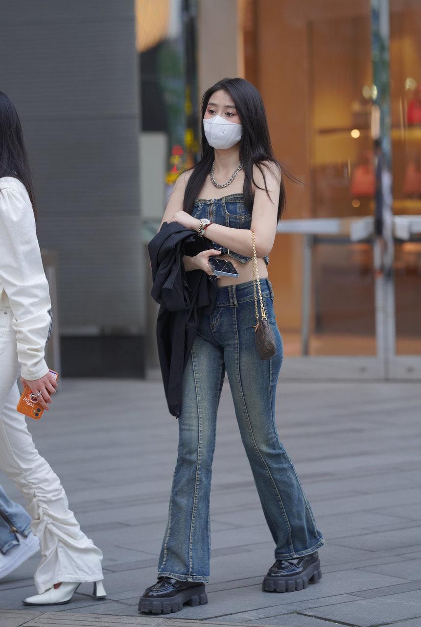 都市丽人紧身牛仔的美【66P-881MB】