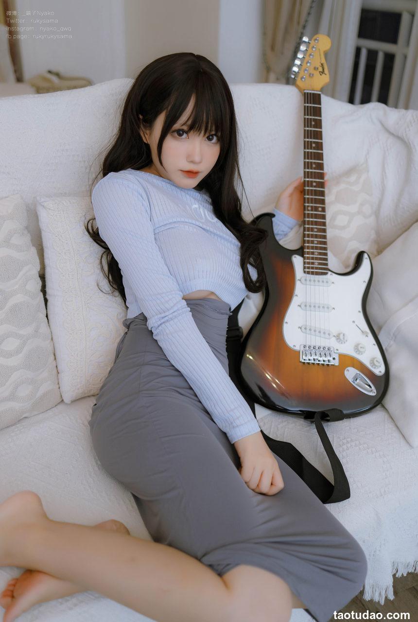Nyako喵子-吉他妹妹连衣裙[71P+1V-712MB]