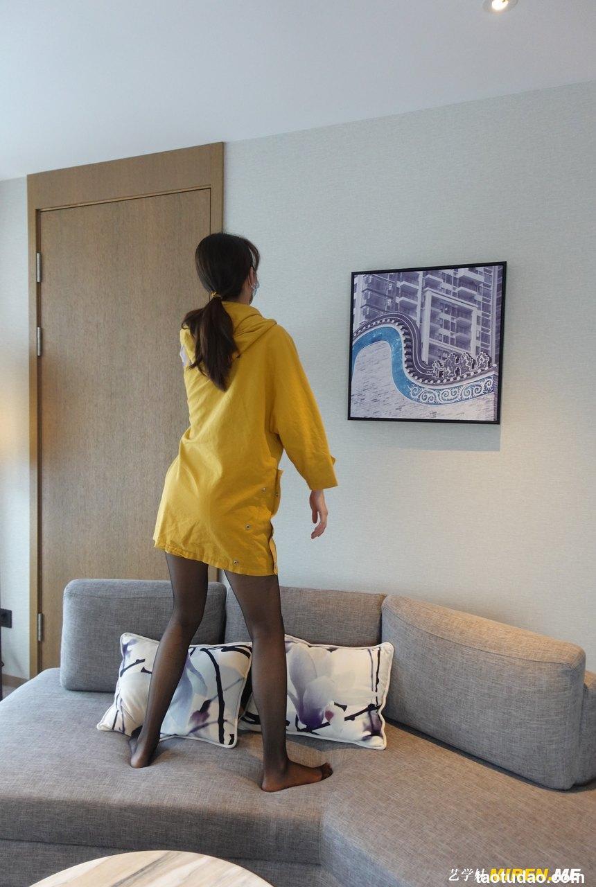 [ROSI艺学妹]2021.10.28 NO.241[72+1P／126MB]