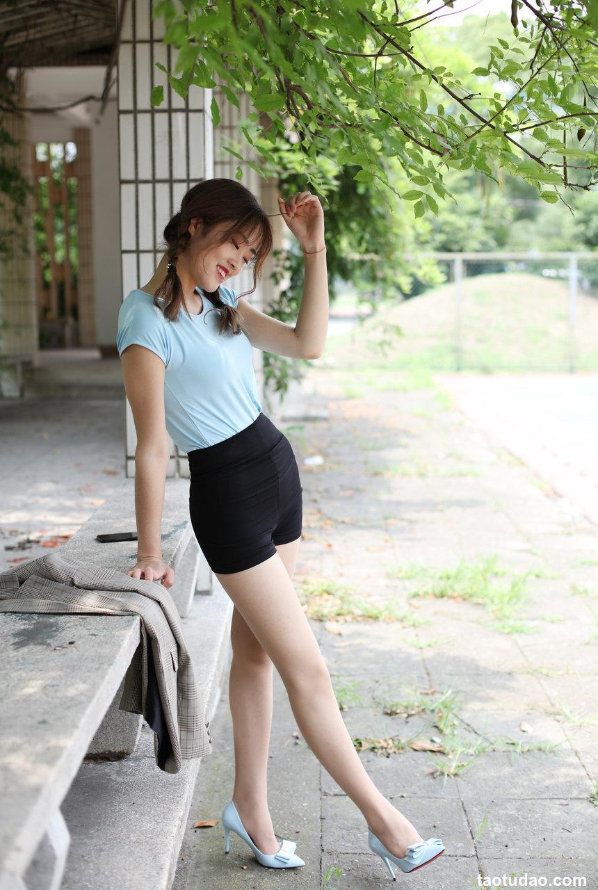 奈丝写真 NO.125 蓝色绿色？到底是什么色？-可乐 [44P+452M]