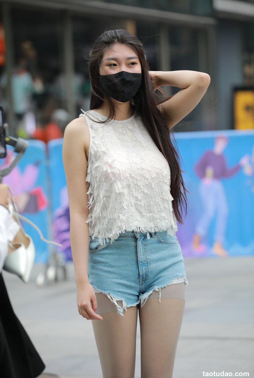 都市丽人牛仔短裤丝袜女孩 【137P+5V-5.75G】