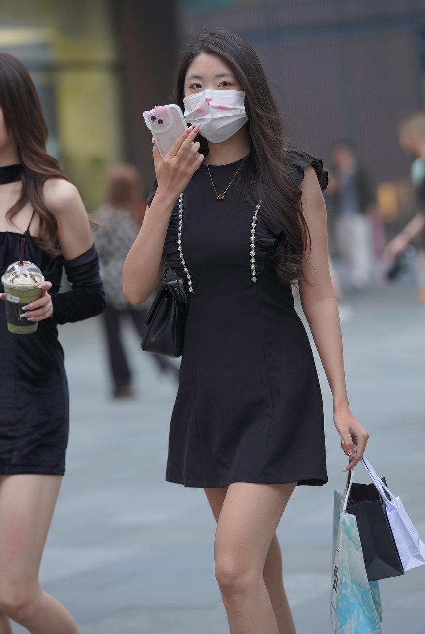 都市丽人大长腿闺蜜【216P-2.47G】