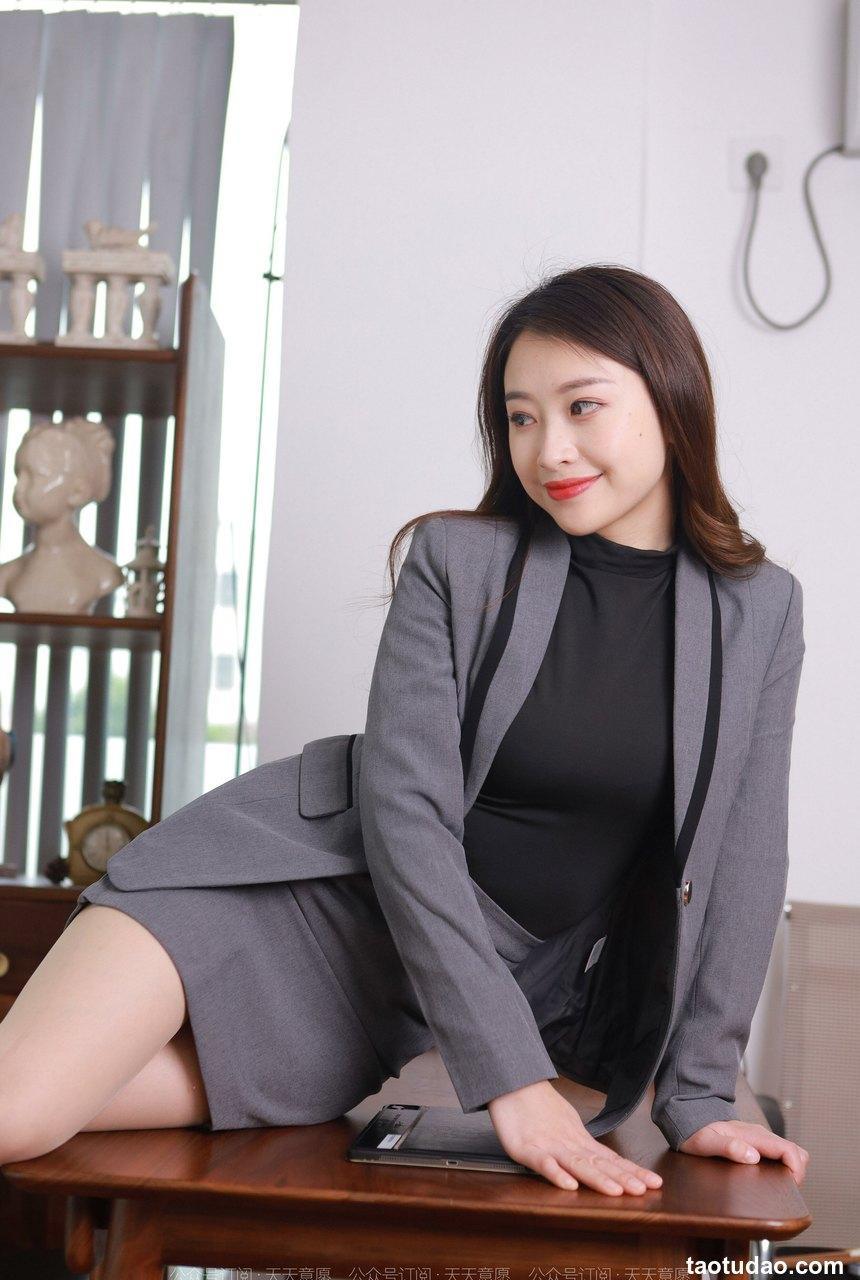 [IESS异思趣向] 2022.03.07 丝享家1021：小婕《美丽俏佳人》[92P／140MB]