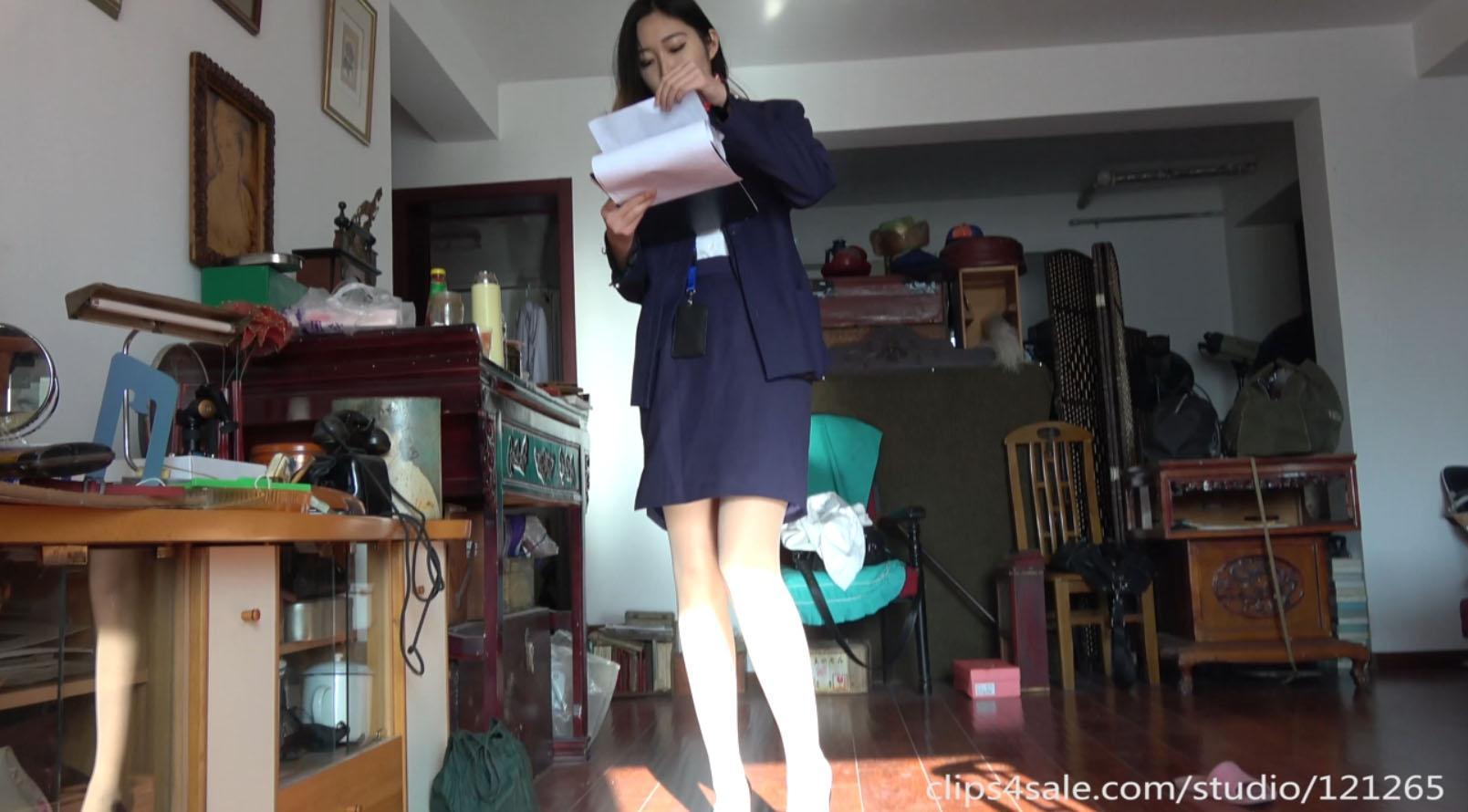 K&M 001-畅畅双重视角秀肉丝美足 [MP4-1.21G]