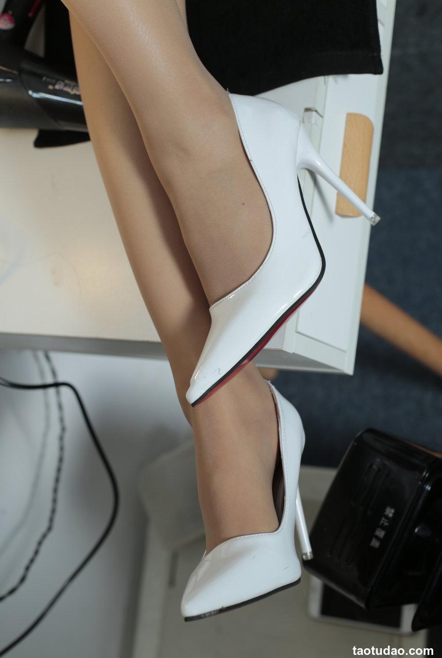 奈丝写真 NO.030 高高-对镜贴花黄[32P／140MB]