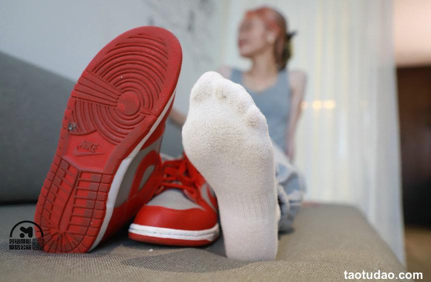 [誉铭传媒]袜足摄影 2021年 NO.041[90P+1V／1.08GB]