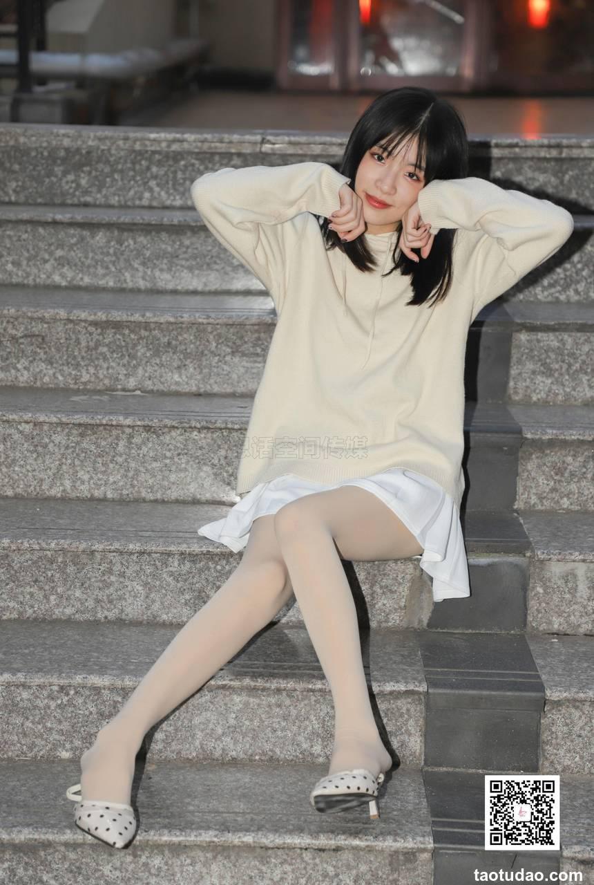 [SiHua思话]SJ058 小狐狸 步行街日系软妹[44P／64.9MB]